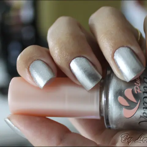 Metallic silver nails